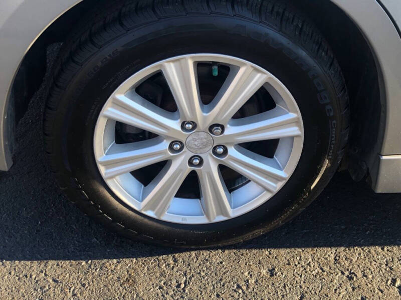 2011 Subaru Legacy 2.5i Premium