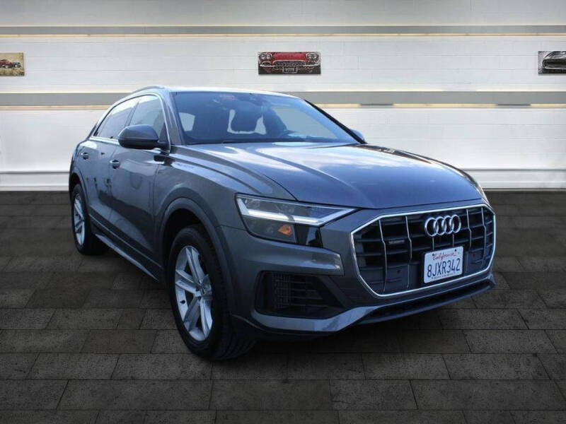 2019 Audi Q8 quattro Premium 55 TFSI