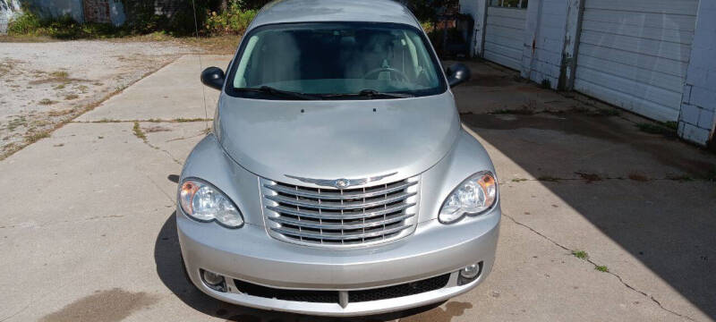 2010 Chrysler PT Cruiser Classic photo 8