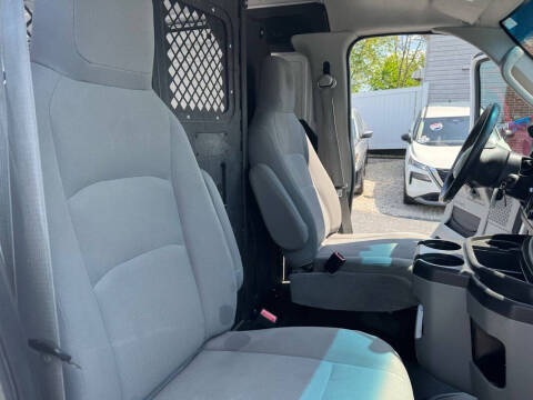 2012 Ford E-Series E-250