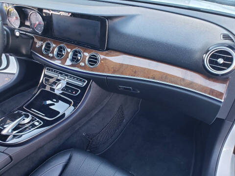 2017 Mercedes-Benz E-Class E 300