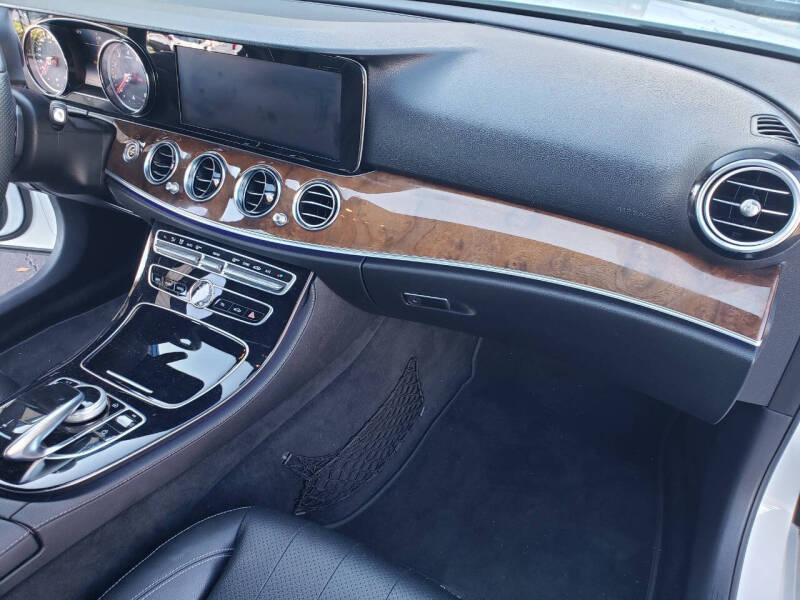 2017 Mercedes-Benz E-Class E 300