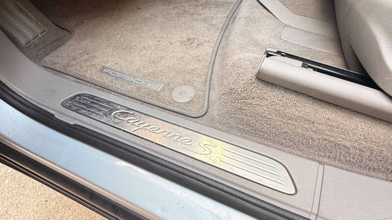 2011 Porsche Cayenne S Hybrid