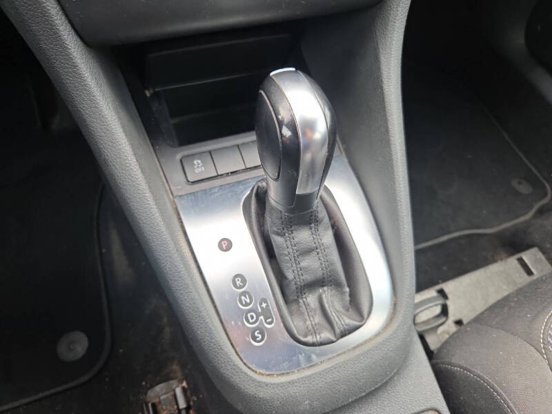 2012 Volkswagen Golf 2.5L PZEV