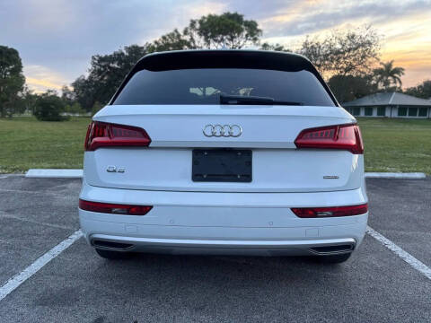 2019 Audi Q5 quattro Premium Plus 45 TFSI
