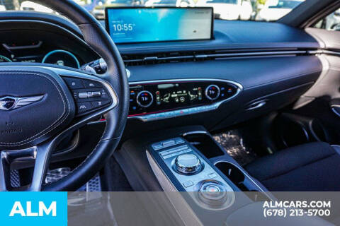 2024 Genesis GV70 2.5T Standard