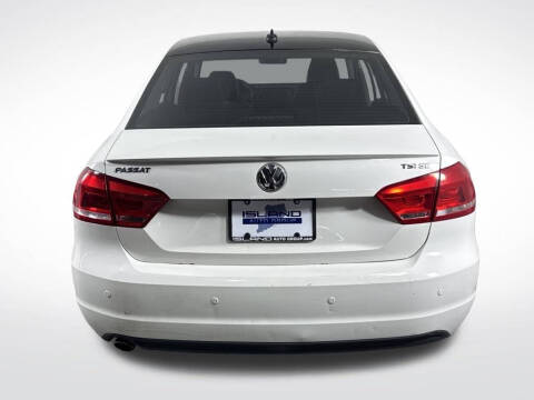 2015 Volkswagen Passat 1.8T Sport