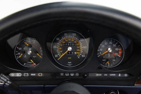 1986 Mercedes-Benz 560-Class 560 SL