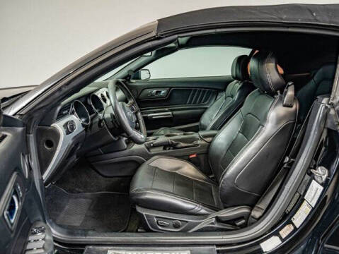 2017 Ford Mustang EcoBoost Premium