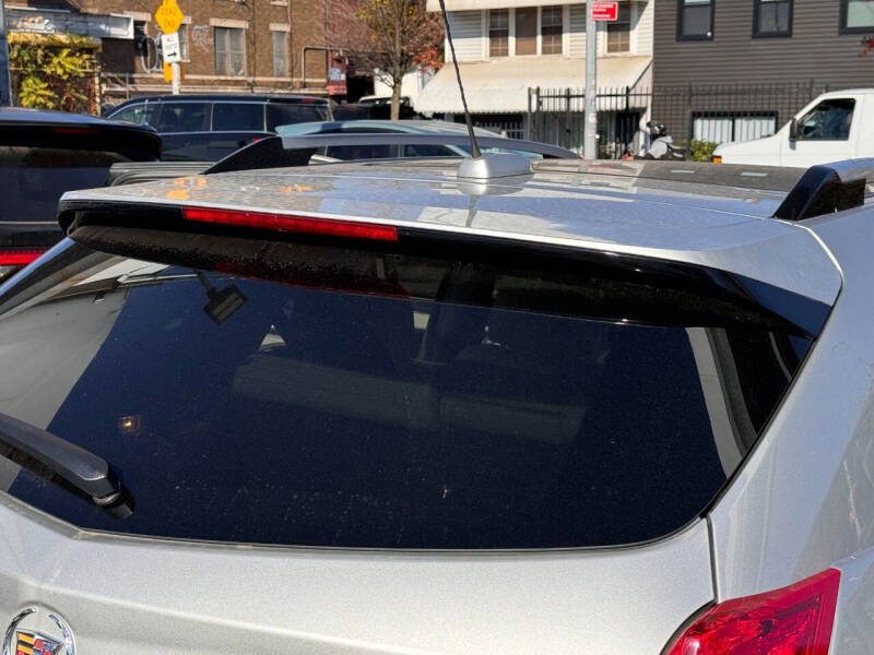 2016 Cadillac SRX Performance Collection