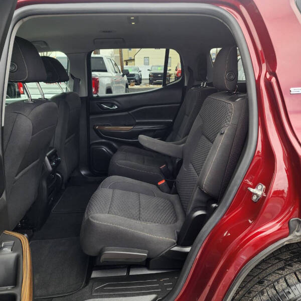 2018 GMC Acadia SLE-2