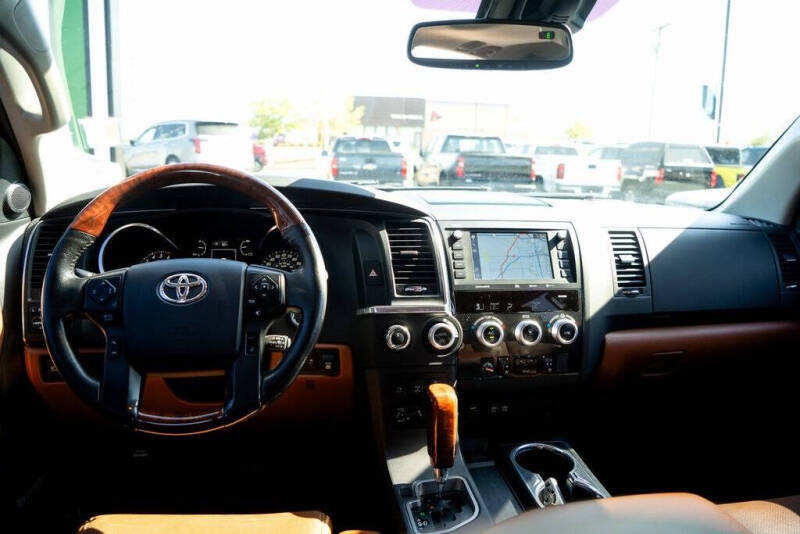 2021 Toyota Sequoia Platinum