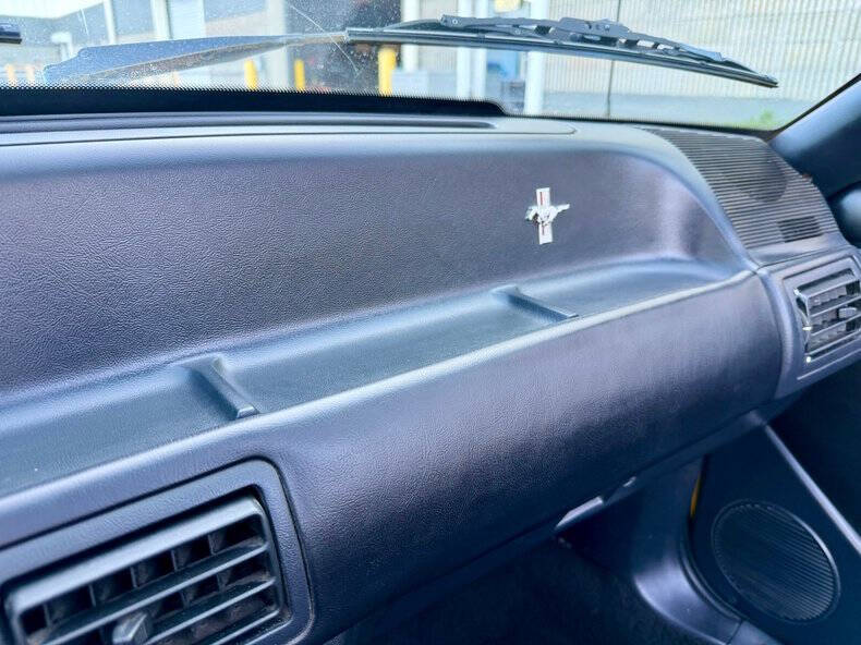 1993 Ford Mustang LX 5.0