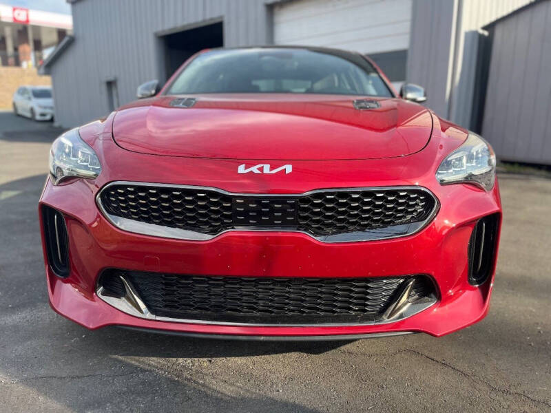 2022 Kia Stinger GT1