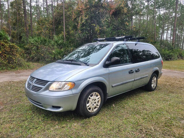 2005 Dodge Grand Caravan for sale at Flagler Auto Center in Bunnell, FL