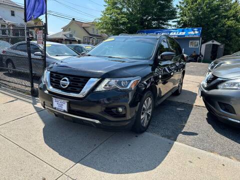 2020 Nissan Pathfinder for sale at KBB Auto Sales in North Bergen NJ