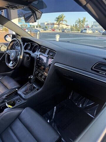 2019 Volkswagen Golf GTI S