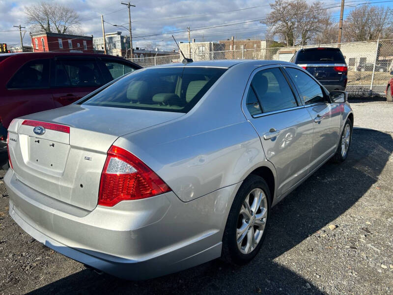 2012 Ford Fusion SE photo 5