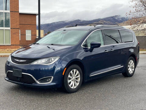 2019 Chrysler Pacifica Touring L
