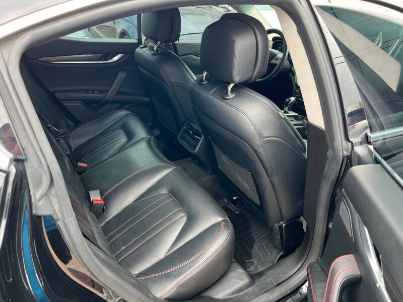 2016 Maserati Ghibli