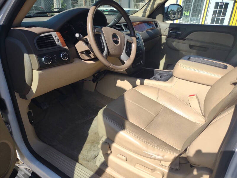 2011 GMC Yukon SLT