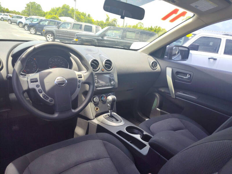 2011 Nissan Rogue SV