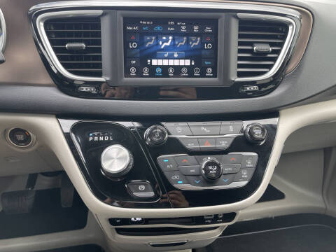 2019 Chrysler Pacifica Touring L