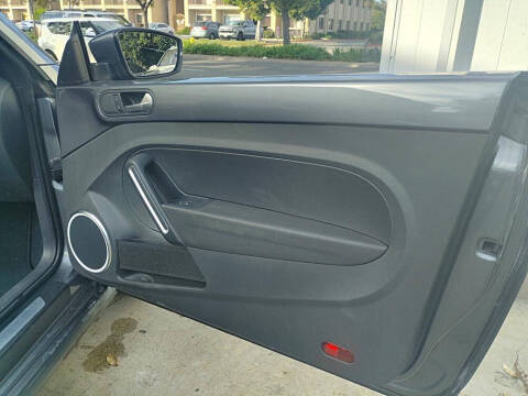 2013 Volkswagen Beetle Convertible