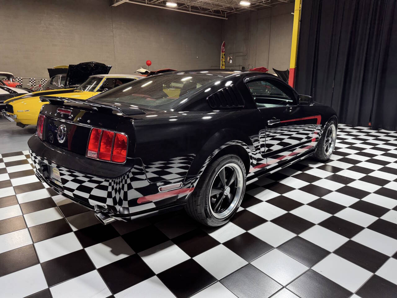 2008 Ford Mustang 10