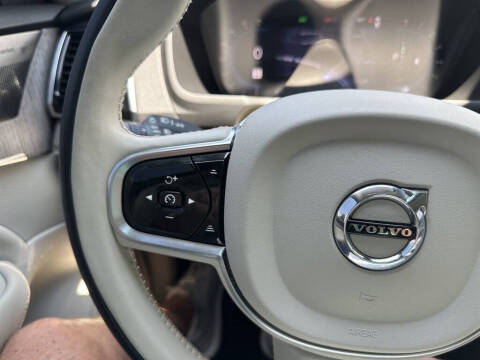 2023 Volvo XC90 B6 Plus Bright Theme 6P