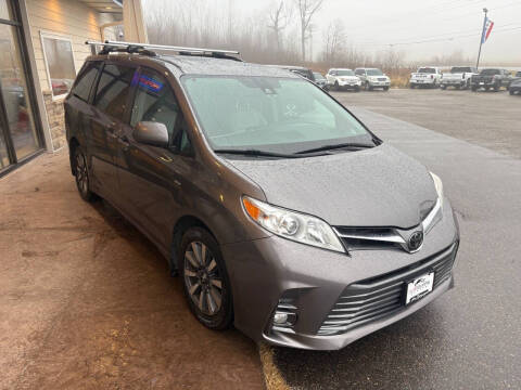 2018 Toyota Sienna XLE Premium 7-Passenger