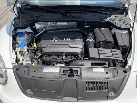 2016 Volkswagen Beetle 1.8T Dune PZEV