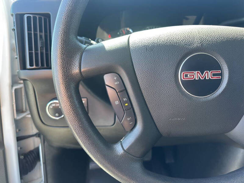 2023 GMC Savana 2500