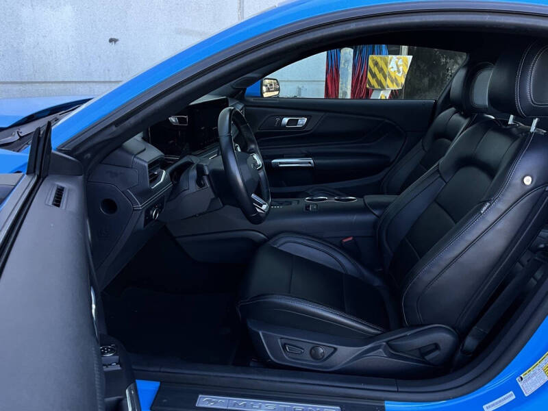 2024 Ford Mustang EcoBoost Premium