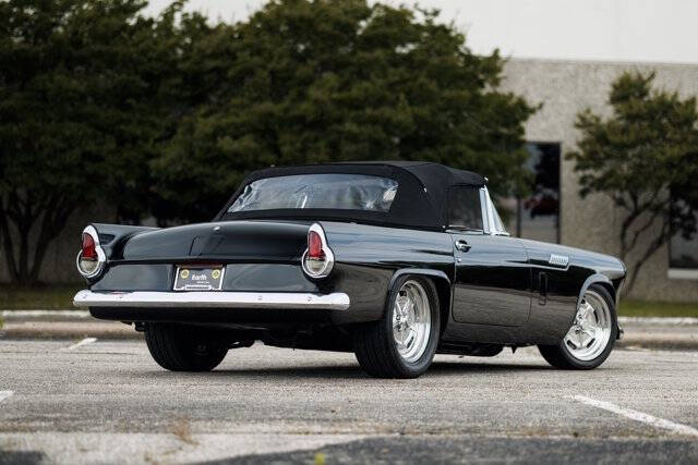 1956 Ford Thunderbird