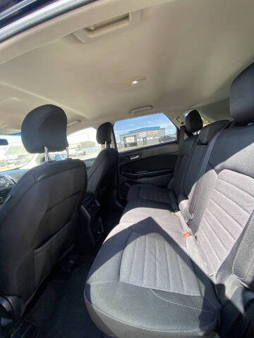 2016 Ford Edge SE