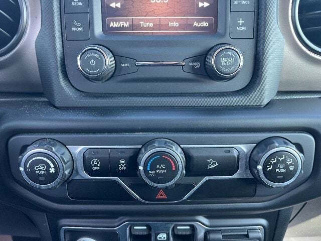 2020 Jeep Wrangler Unlimited 21