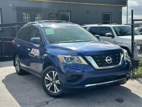 2019 Nissan Pathfinder for sale at Road King Auto Sales in Hollywood FL