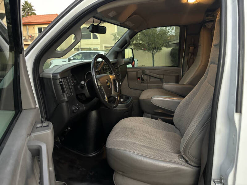 2019 Chevrolet Express 2500