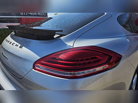 2016 Porsche Panamera