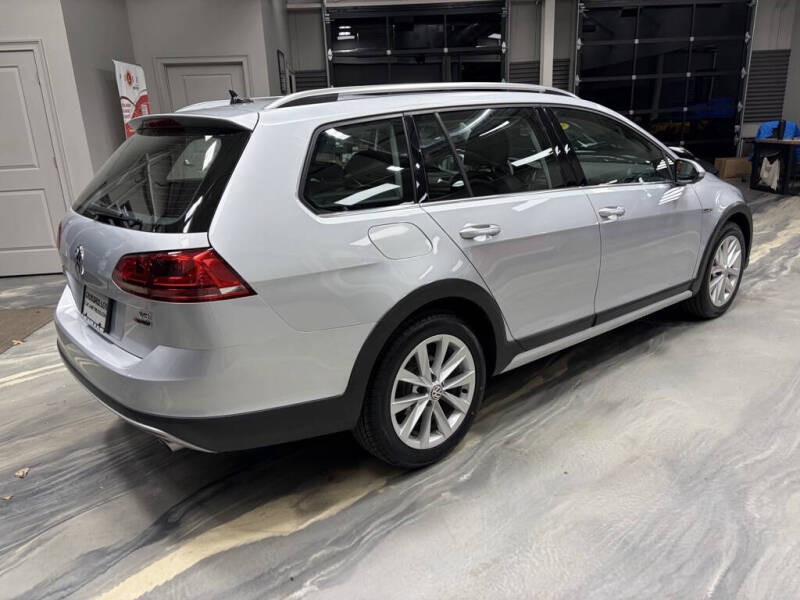 2017 Volkswagen Golf Alltrack