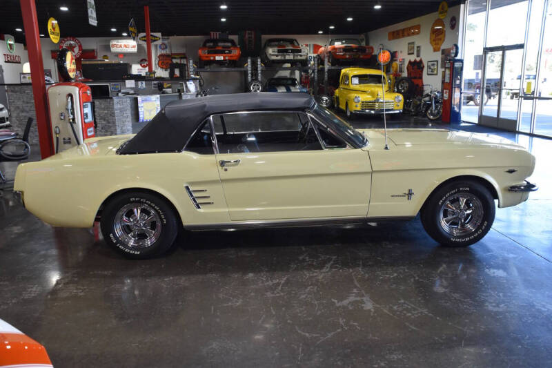 1966 Ford Mustang