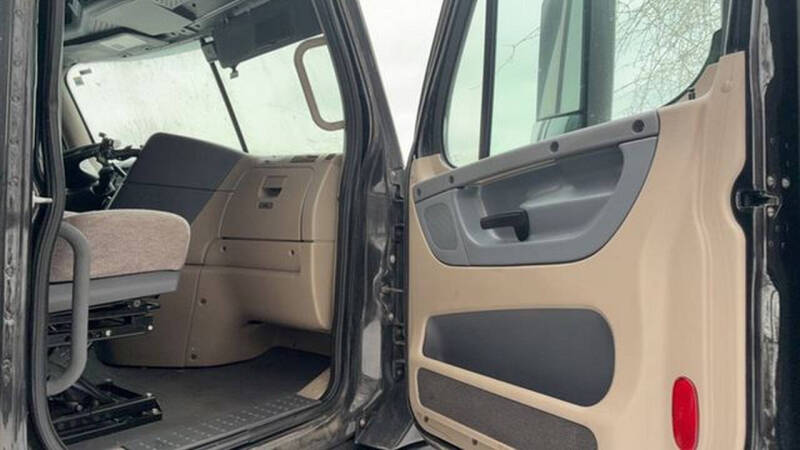 2017 Freightliner Cascadia