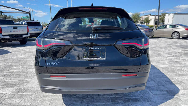 2025 Honda HR-V LX