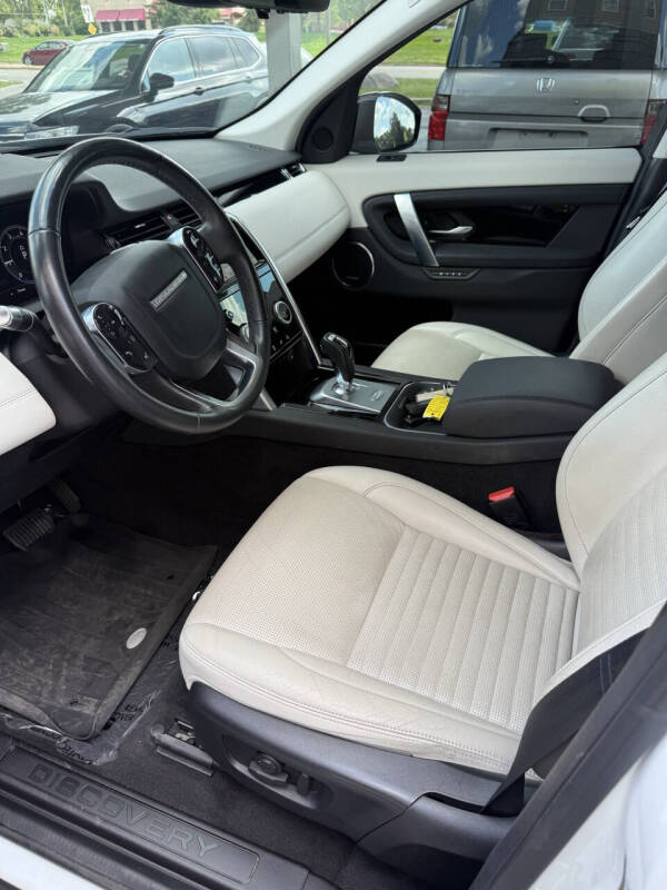 2020 Land Rover Discovery Sport P250 SE