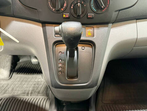 2019 Nissan NV200 SV