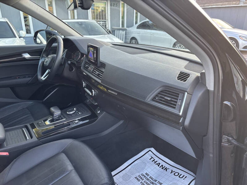 2020 Audi Q5 quattro Premium 45 TFSI