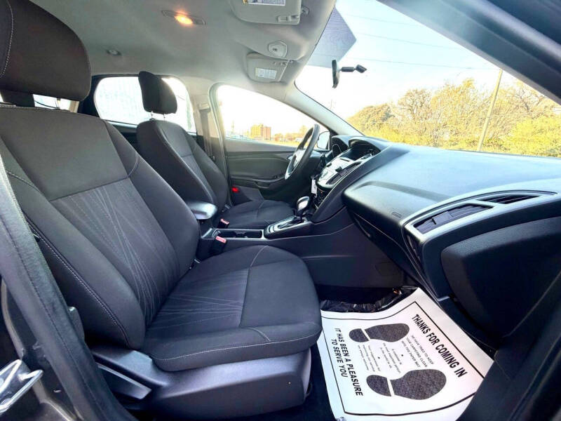 2017 Ford Focus SE