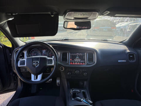 2013 Dodge Charger SXT