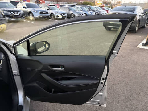 2022 Toyota Corolla Hatchback SE Nightshade Edition